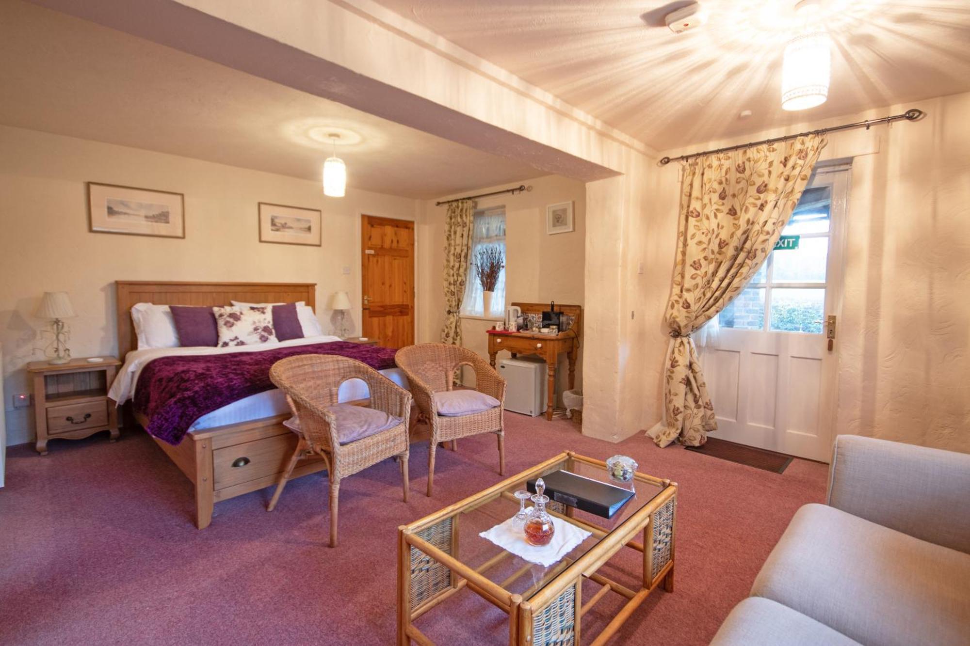 Magpies Lodge Slinfold Ngoại thất bức ảnh