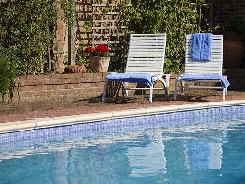 Magpies Lodge Slinfold Ngoại thất bức ảnh